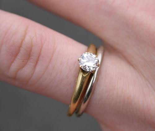 cincin-pertunangan-1